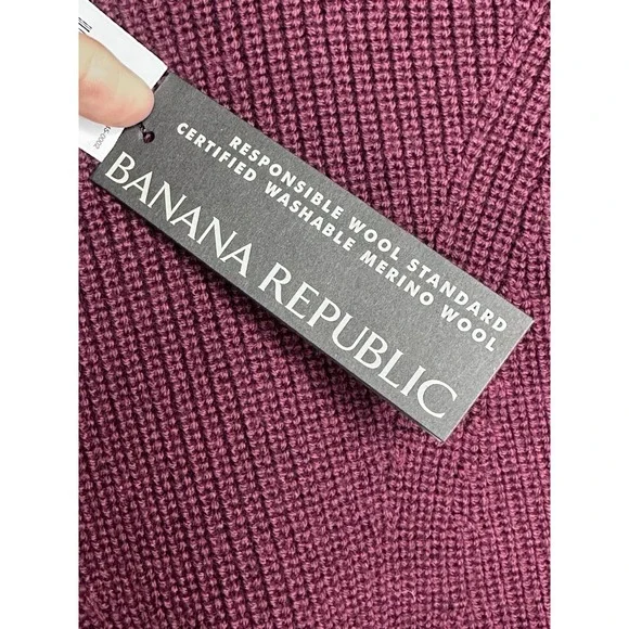 NEW Banana Republic 100% Merino Wool Crew Neck Petite SMALL PS Burgundy Womens - Picture 6 of 8